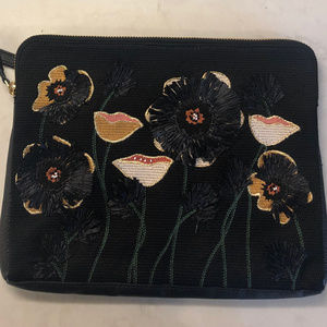 Lizzie Fortunato Jewels Embroidered Flower Clutch